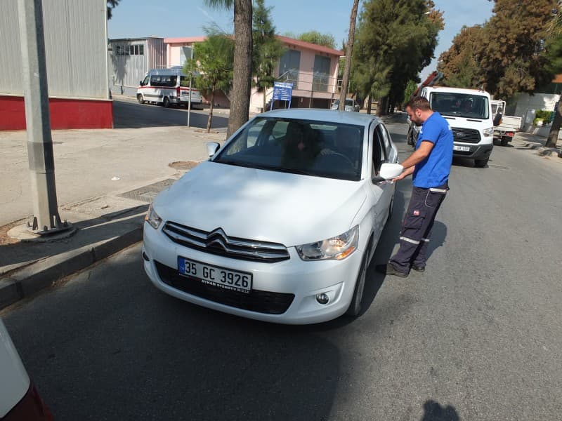Karşıyaka & Çiğli'de Peugeot Direksiyon Titreme